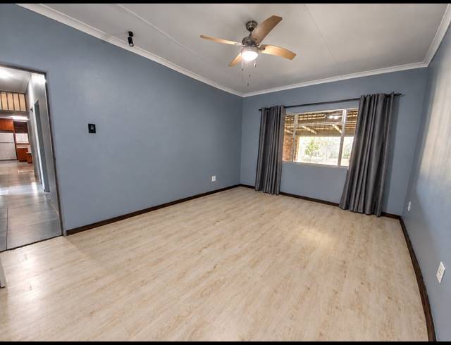 3 BEDROOM HOUSE FOR SALE IN ROTHDENE